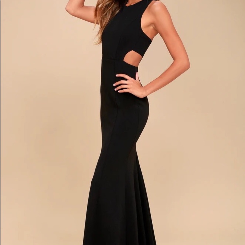 Lulu’s  cut out black sleeveless maxi dress